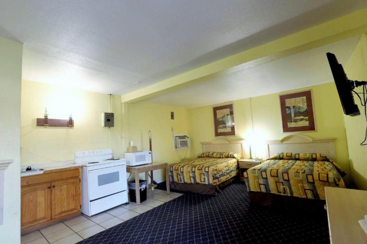 Economy Inn キングズビル エクステリア 写真