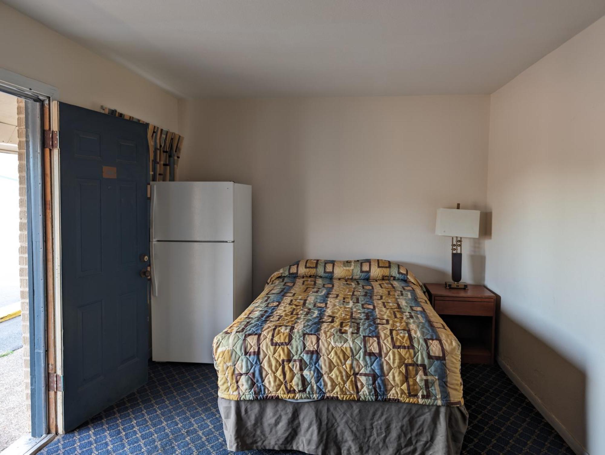 Economy Inn キングズビル エクステリア 写真
